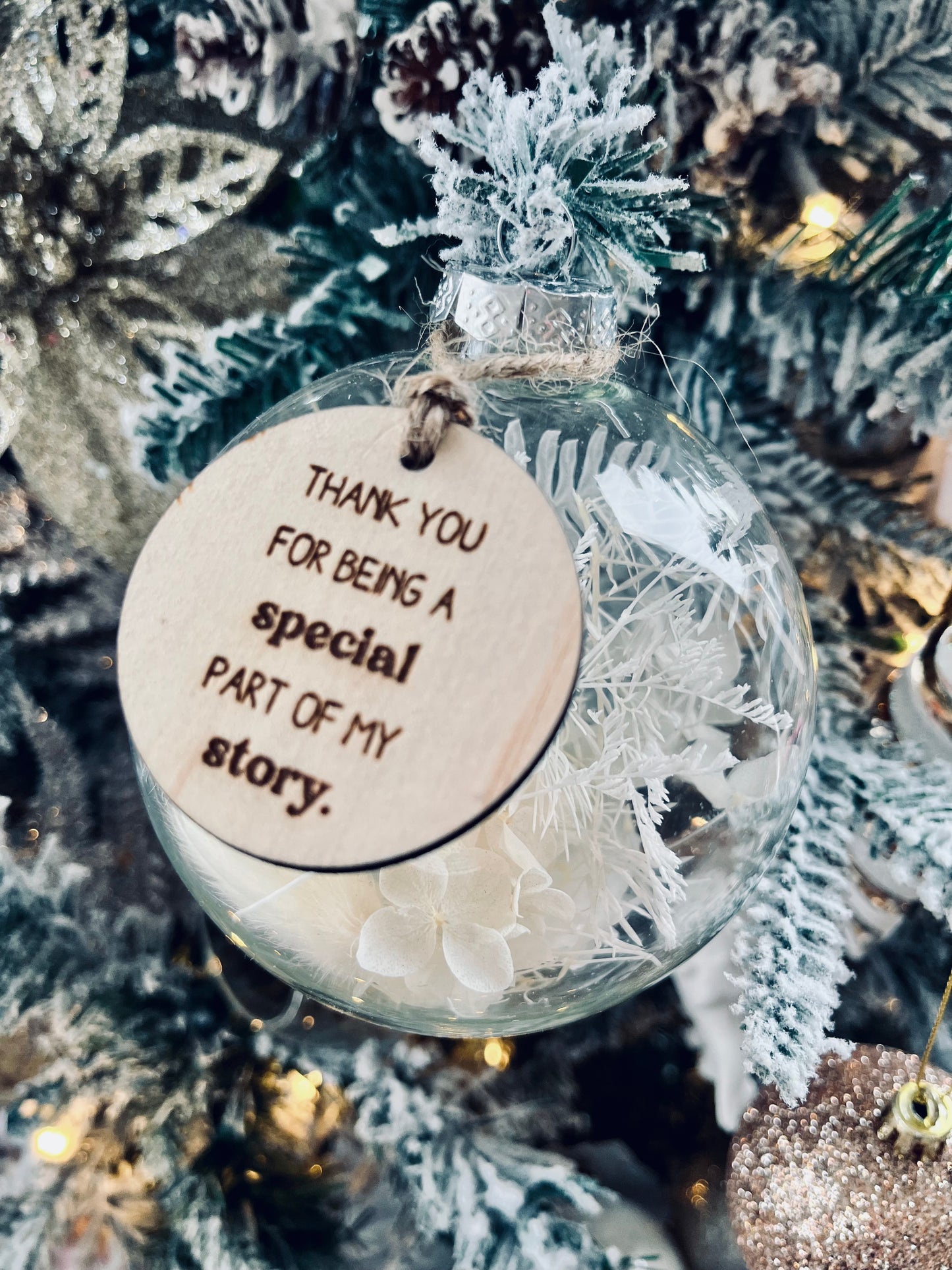 Large Floral Bauble with Timber Tag